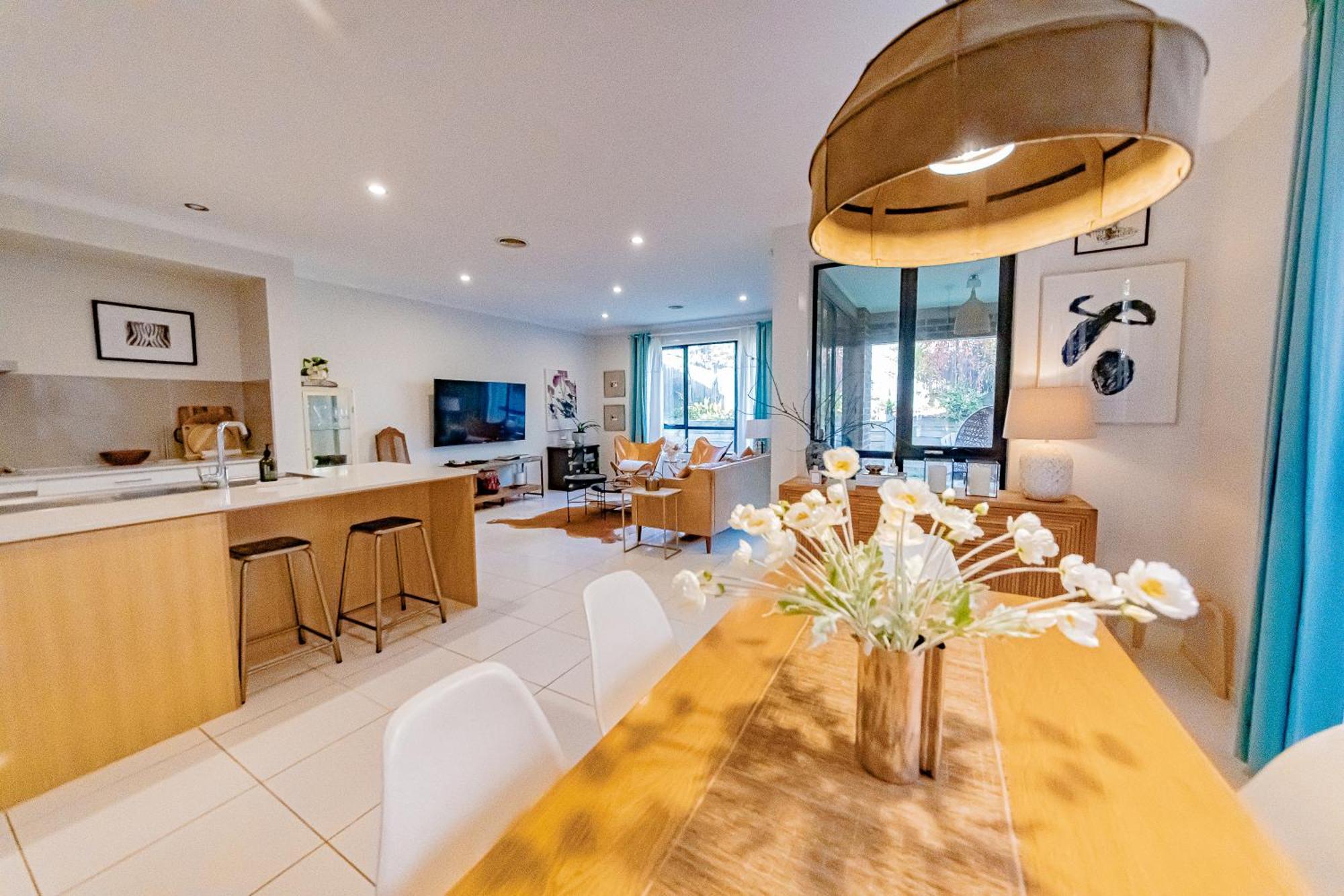 Stayau 4Br Designer Home In Knox Wantirna South Exterior foto